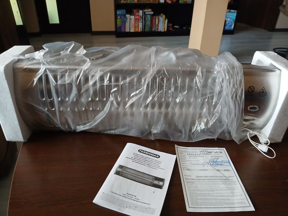 Кварцова печка за стена