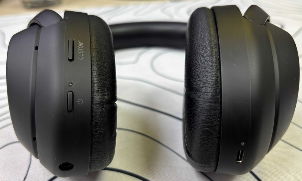 Наушники Sony WH-1000XM4