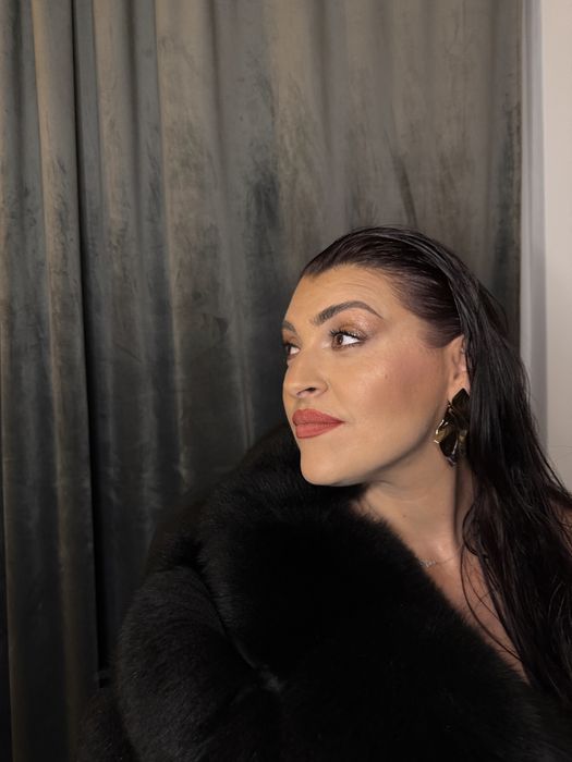 Ofer servicii de make up