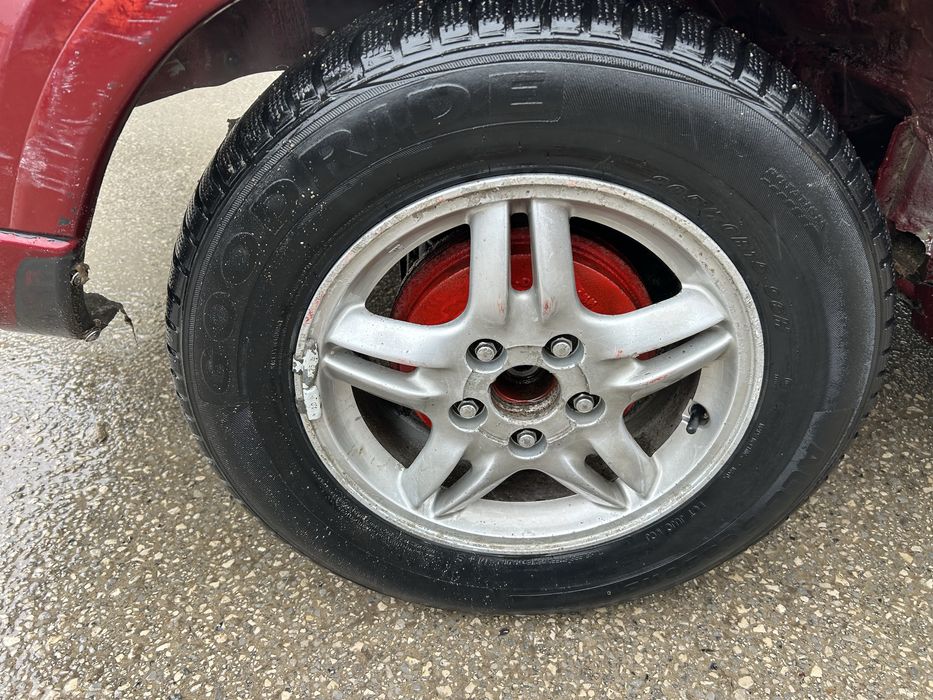 Хонда црв 1 на части десен волан 128кс Автомат