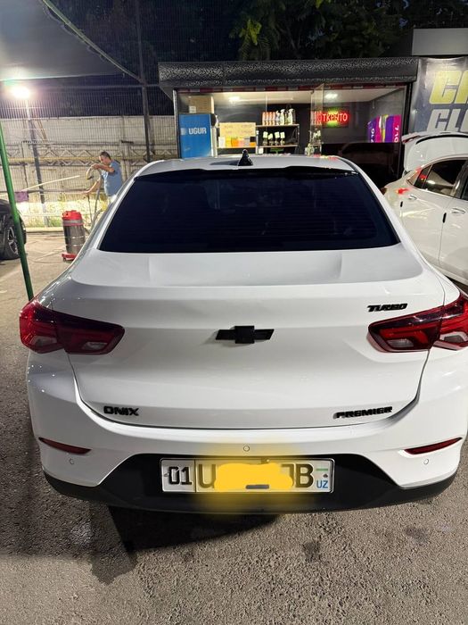 Onix premier plus sotiladi