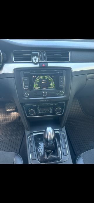 Vand Skoda Superb 2.0 TDI 140 cp DSG
