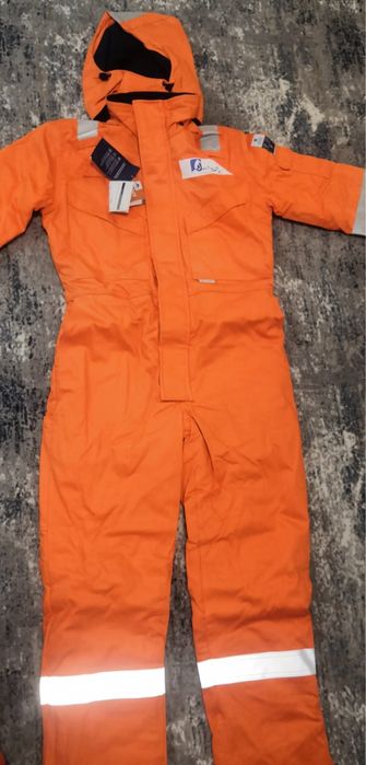 Зимний комбинезон