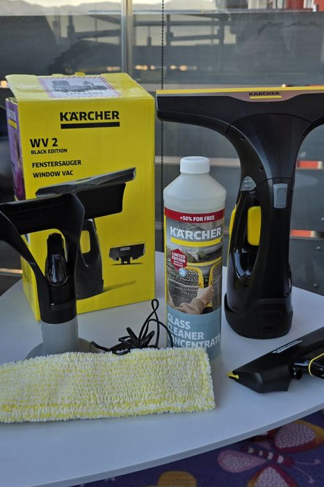 Aspirator de geamuri Karcher WV 2