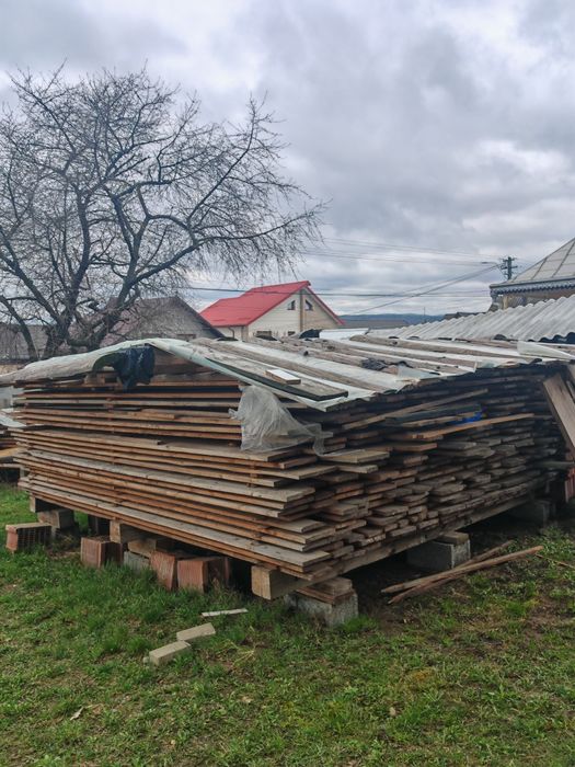 Scândură uscată 5m  Cubi