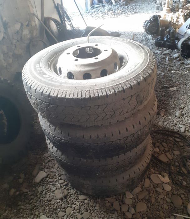 Punte spate de iveco