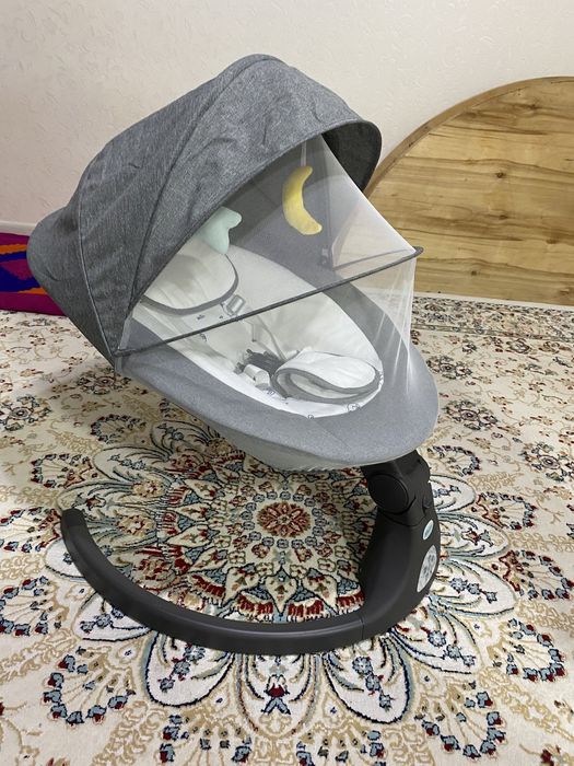 Продам новый автоматический шезлонг