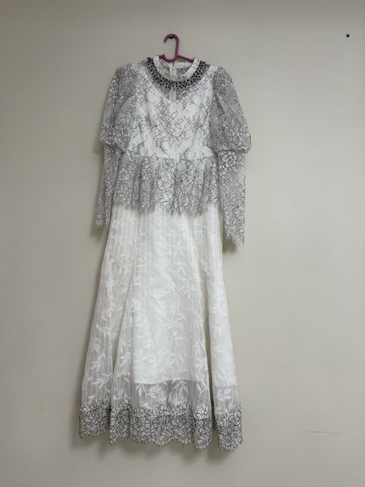 Женское платье для мерроприятии