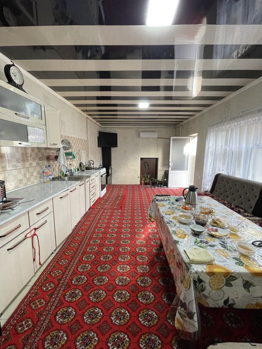 Uy sotiladi Nazarbekda Xarakat