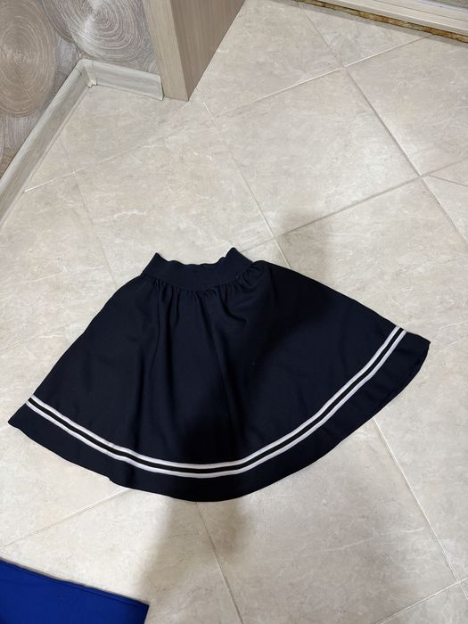 Отдам юбки на девочку