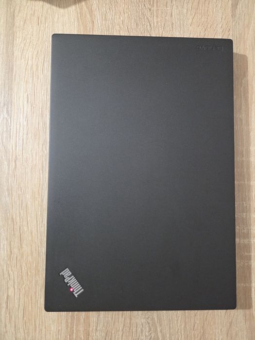 Laptop Lenovo ThinkPad X260 | i7 | 8GB RAM | Full HD 1080p | Tastatură iluminată