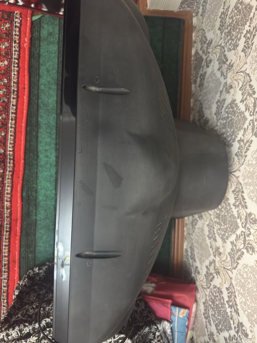 Televizor LG kareski