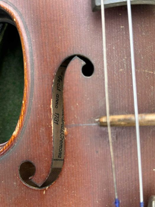 Цигулка Antonius Stradivarius Cremona Feccit anno 1731