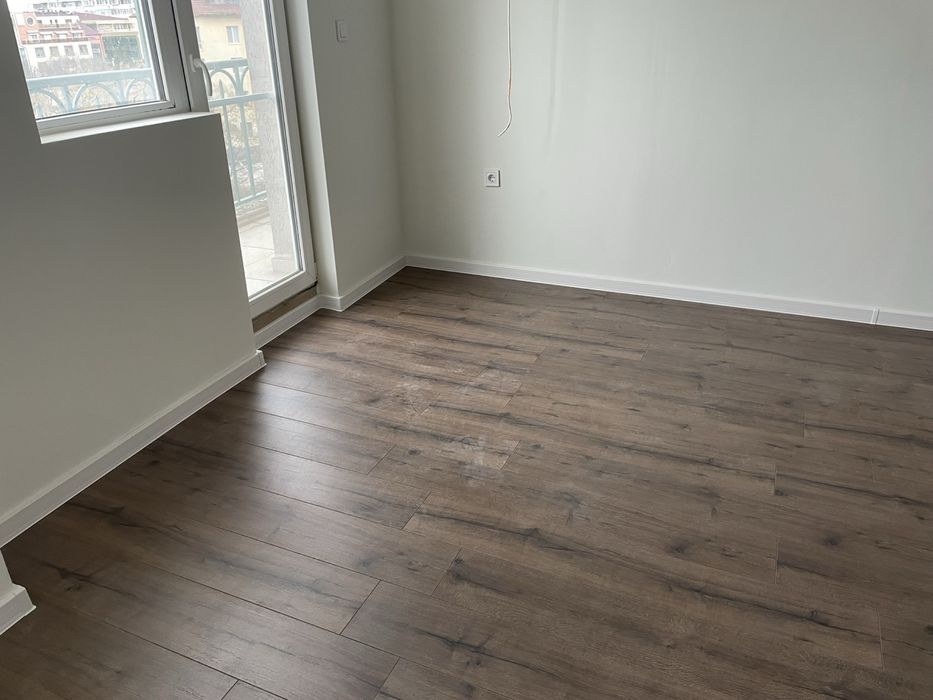 Монтаж на ламинат. Редене, поставяне на ламиниран паркет