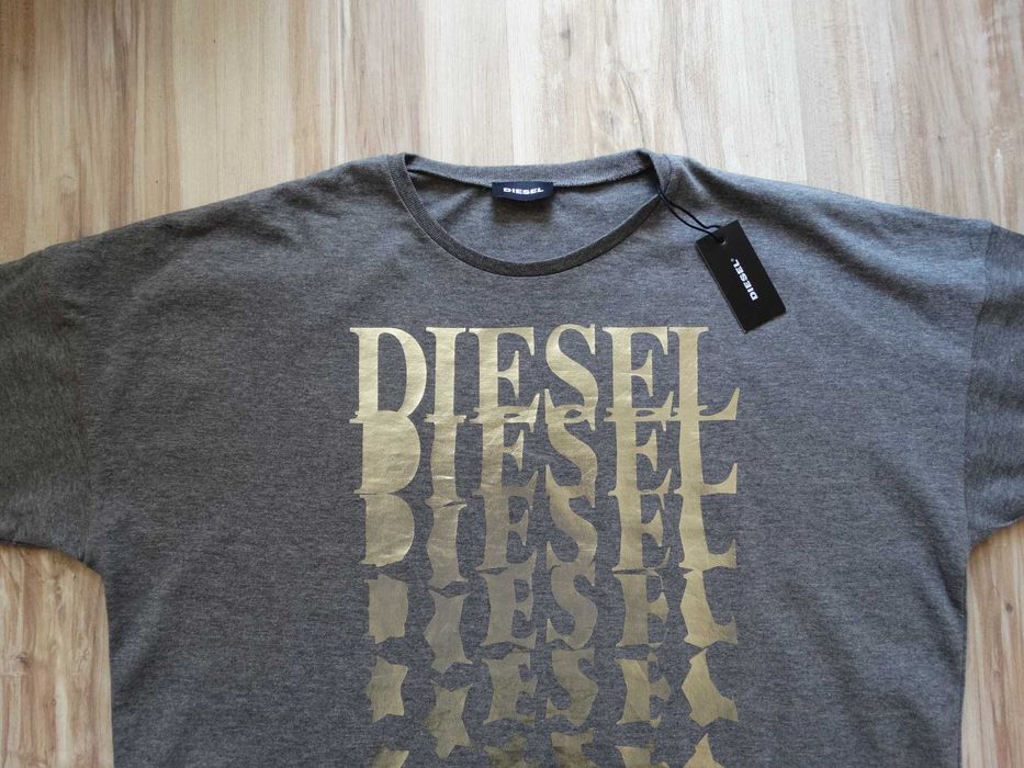 НОВА Оригинална Diesel сива тениска размер М