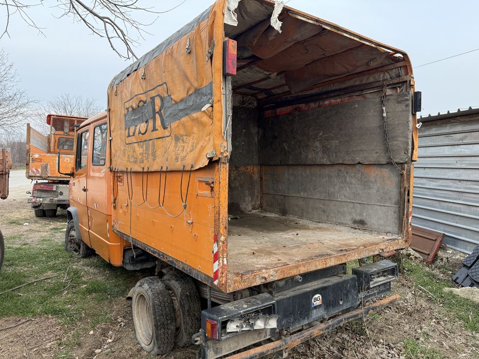 Mercedes 510 на части