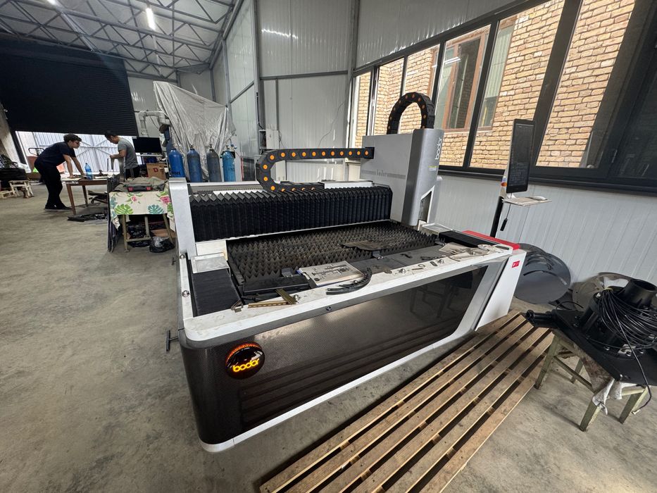 Услуги электроэрозионной обработки (EDM) и прочая обработка металла.