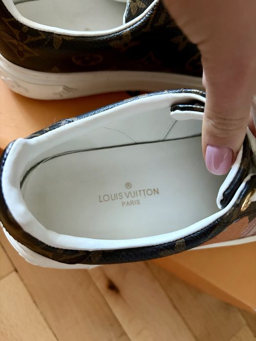 Обувки Louis Vuitton