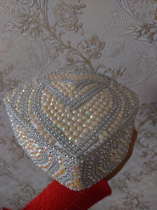 Yengi doppi kiylmagan padarkaga kegan kiyilmagani uchun sotuvga qoydim