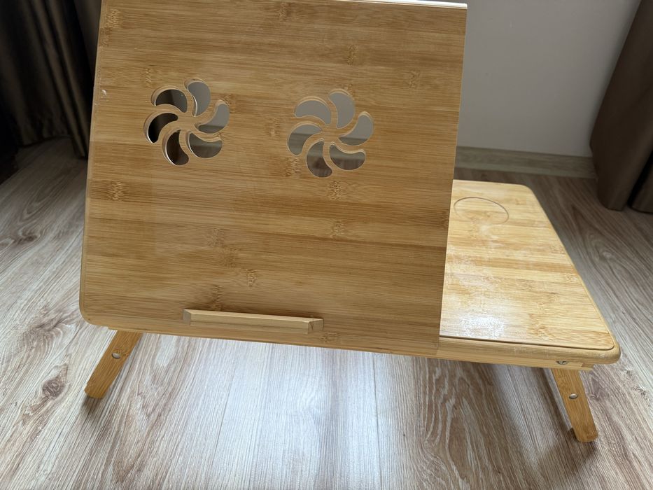 Маса за лаптоп         .