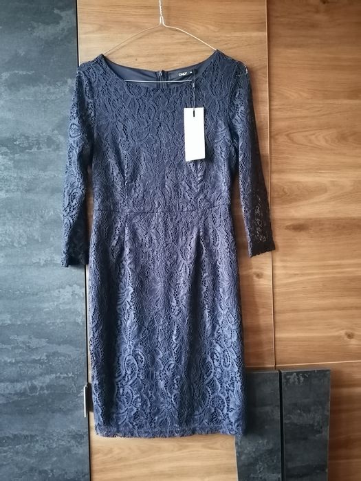 Only дантелена рокля