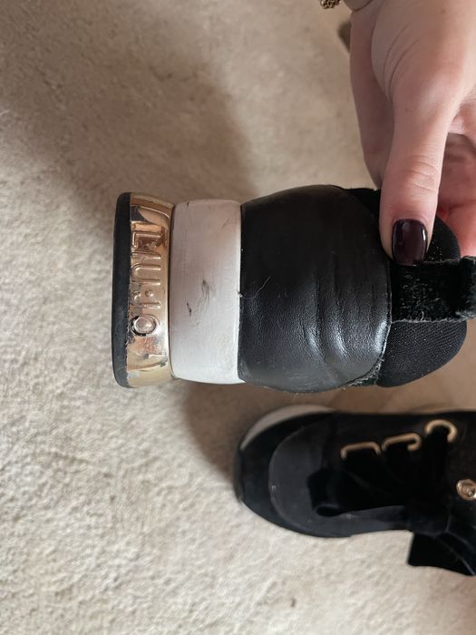 Lio Jo сникърси 37