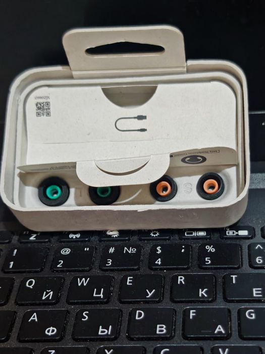 Наушники Sony WF-1000XM4