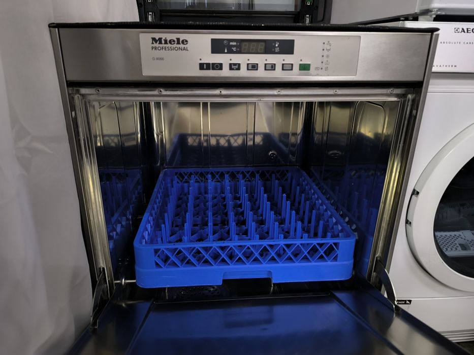 Професйонална Съдомиялна Miele G 8066