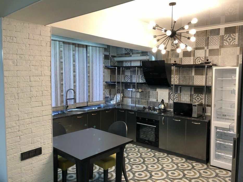 Сдаётся шикарная квартира в центре