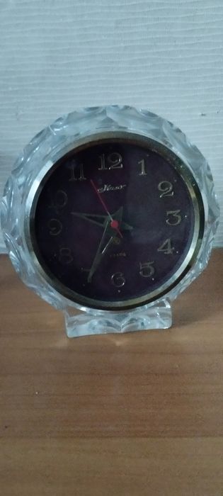 Часы СССР ,кварцевые.