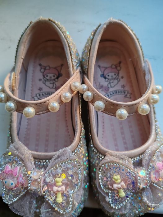 Детский туфельки