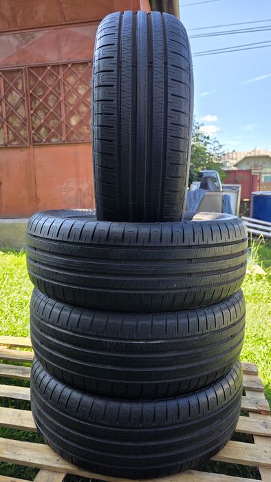 Vand 4 cauciucuri Goodyear 215 55 R18 de vara
