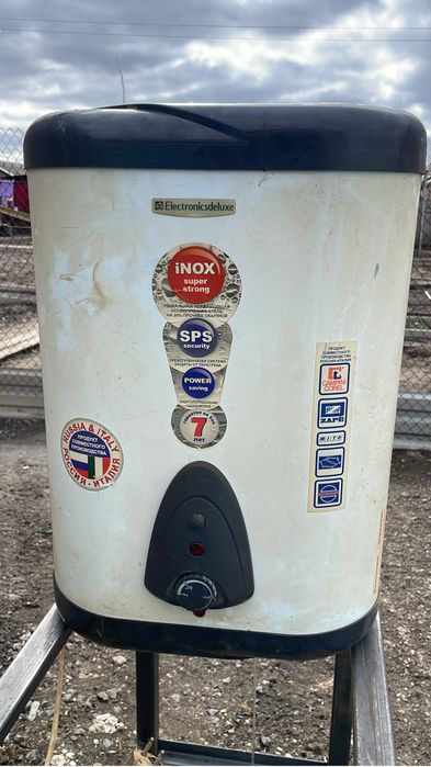 Продам болер для горячей воды