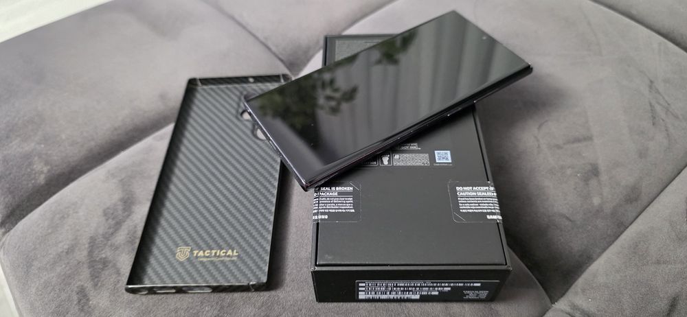 Vand Samsung S22 Ultra Black 256 Gb