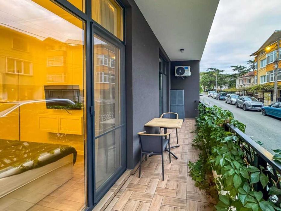 Дава се под наем Едностаен апартамент в Бургас, Сарафово - 79 кв.м за 750 € - Снимка #16