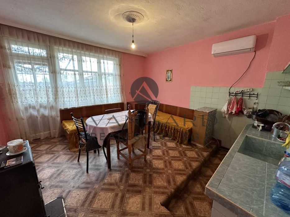 Продава се Къща в с. Калековец, Област Пловдив - 314 кв.м за 1170 €/кв.м - Снимка #5