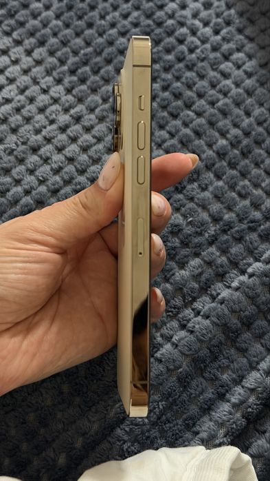 Продам Айфон 14 про макс 512гб