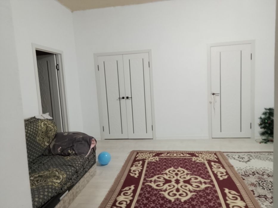 Жер уй сатылады.