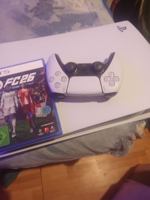 Vând pe 5 cu o maneta și fc 26