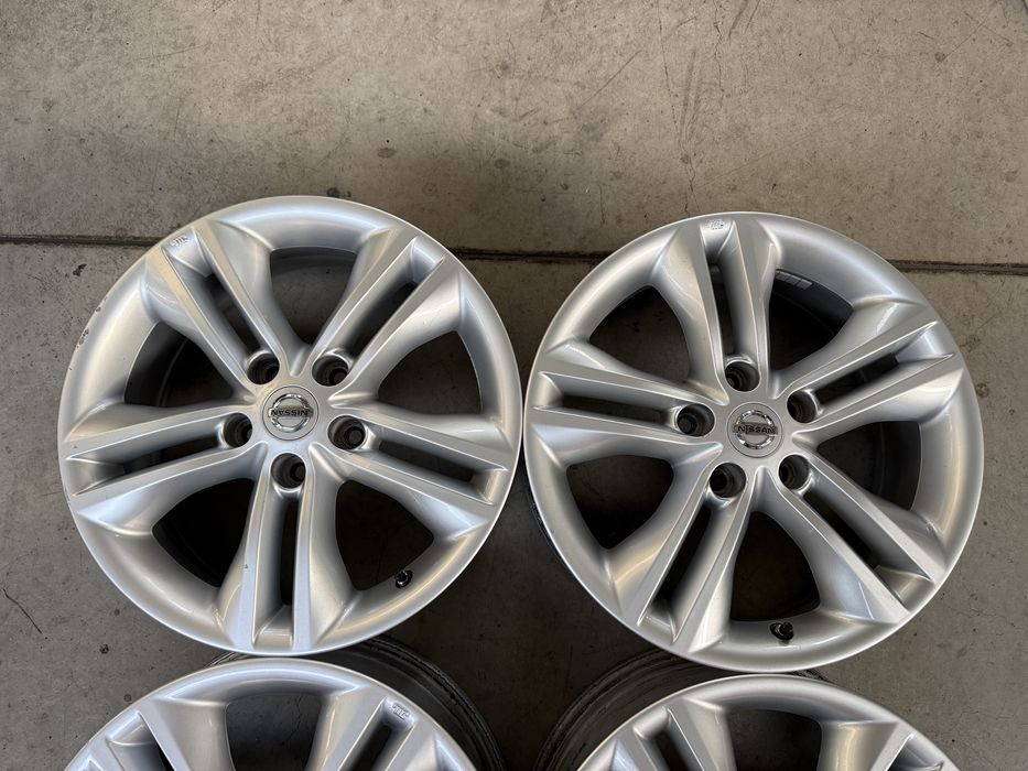 4бр. КАТО НОВИ 17” ОРИГИНАЛНИ Джанти 5х114.3 за -NISSAN/TOYOTA/MITSUBISHI/японски- 6,5Jx17H2, ET40