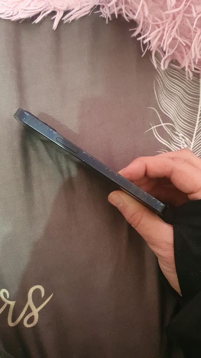 Продам или обменяю айфон 12 мини