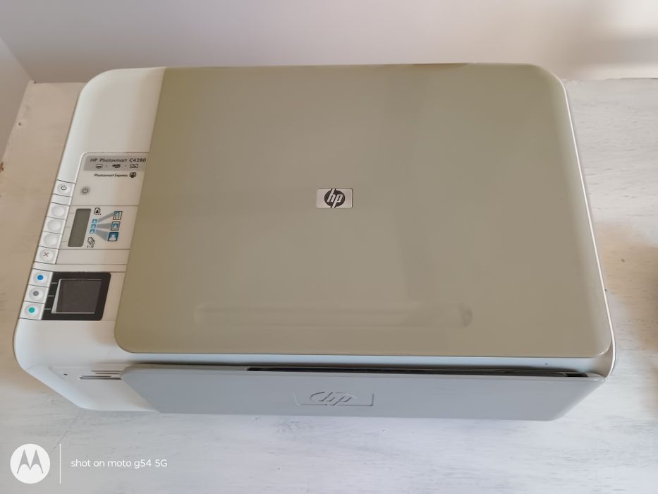 Мултифункционален принтер 3в1 Hp Photosmart C4280, с кабели, в отлично състояние