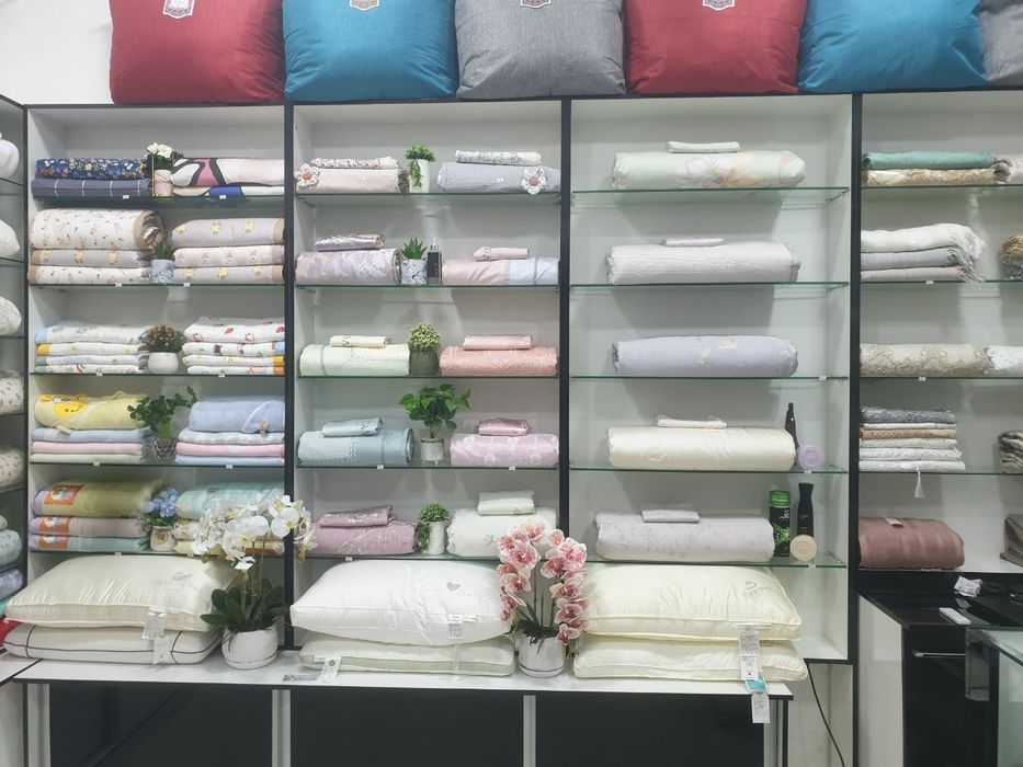 Magazin uchun Yangi mebel sotiladi sifati zor 20 kv uchun qilingan