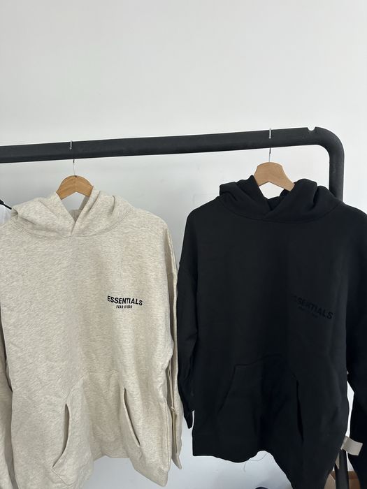 OFERTA 150 lei Hanorac Essentials Fear of God
