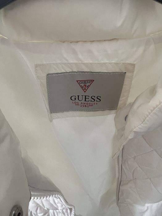 Яке Guess оригинално