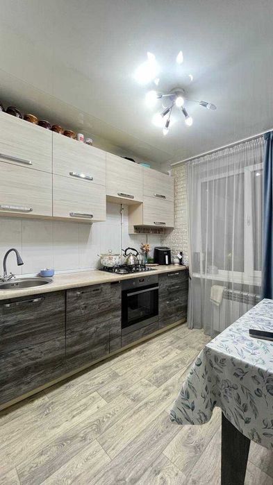 Продам 3 комнатную на Маресьева