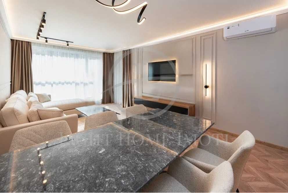 Продава се Двустаен апартамент в Пловдив, Център - 77 кв.м за 1916 €/кв.м - Снимка #1