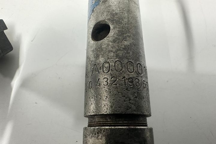 Injector 2.9 td A0000104851 Mercedes-Benz E-Class W210 seria