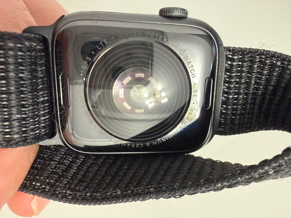 Apple Watch SE 44 mm