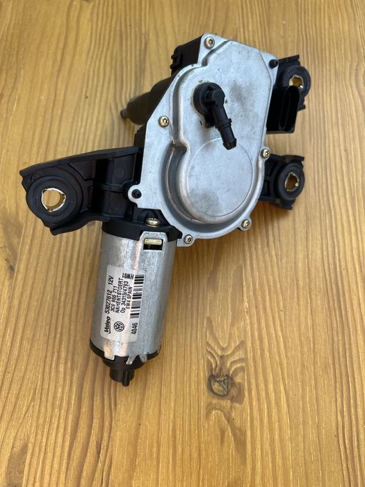 Motor stergator haion passat